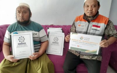 WAKAF AL QURAN BRAILLE UNTUK SAHABAT TUNANETRA DI LUMAJANG, JAWA TIMUR