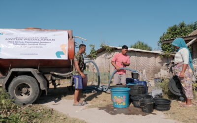 Hadapi Ancaman ‘Godzilla El Niño’, Rumah Wakaf Salurkan 25.000 Liter Air Bersih di Lombok Timur